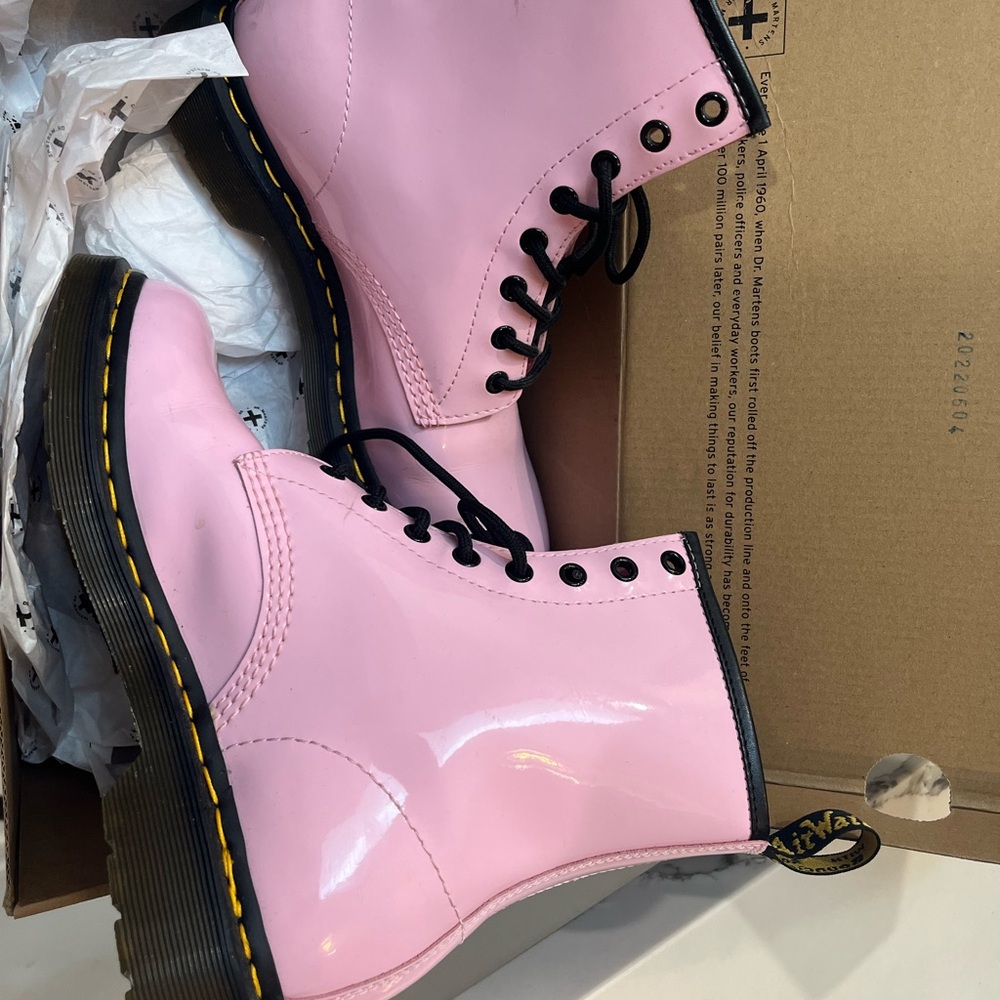 Pink Dr Martens - Picture 5 of 10
